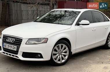 Седан Audi A4 2011 в 