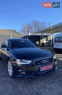 Седан Audi A4 2013 в 