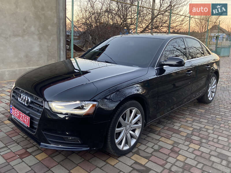 Седан Audi A4 2013 в Ширяево