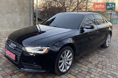 Седан Audi A4 2013 в 