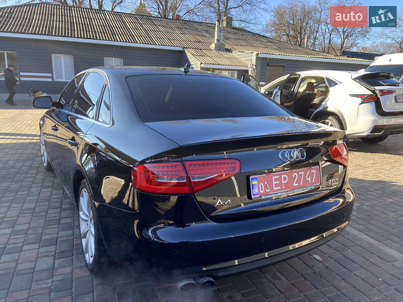 Седан Audi A4 2013 в Ширяево