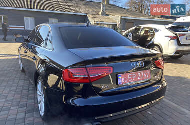 Седан Audi A4 2013 в 
