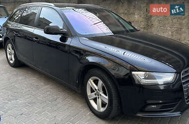Универсал Audi A4 2012 в 