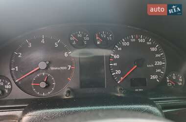 Седан Audi A4 1995 в Баришівка