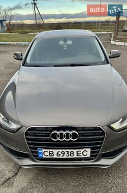 Седан Audi A4 2013 в Мене