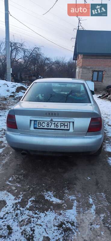 Седан Audi A4 1996 в Новом Ярычеве фото 3 Седан Audi A4 1996 в Новом Ярычеве