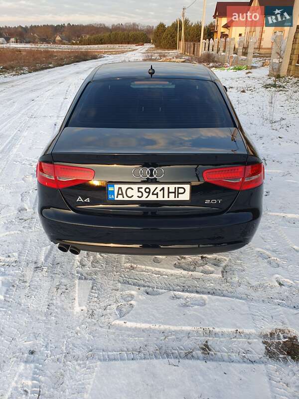 Седан Audi A4 2013 в Луцьку