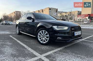 Седан Audi A4 2014 в Ковелі