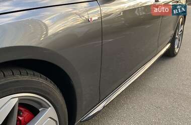 Седан Audi A4 2023 в Києві