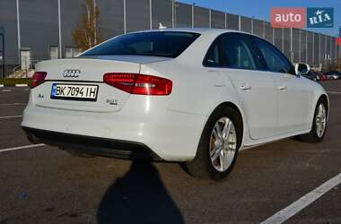 Седан Audi A4 2014 в 