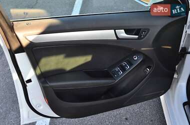 Седан Audi A4 2014 в 