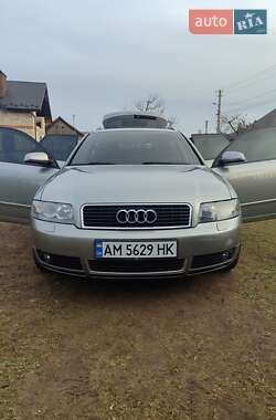 Универсал Audi A4 2004 в 