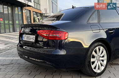 Седан Audi A4 2012 в 