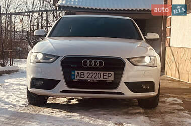 Седан Audi A4 2014 в Брацлаві