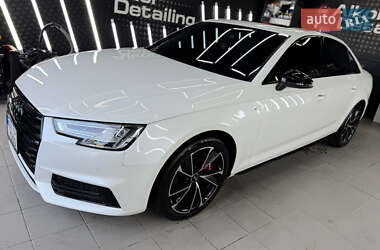 Седан Audi A4 2016 в 