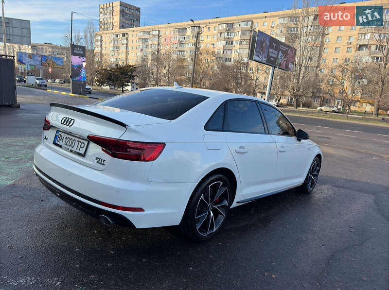 Седан Audi A4 2016 в Одессе