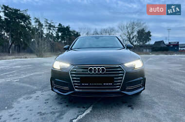 Седан Audi A4 2017 в Киеве