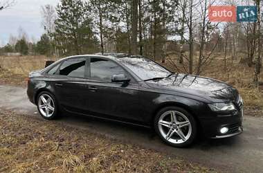 Седан Audi A4 2011 в Славуті