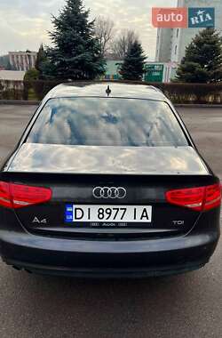 Седан Audi A4 2012 в Кам'янському