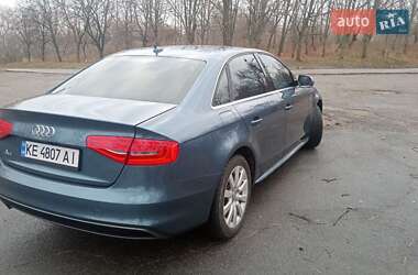 Седан Audi A4 2015 в Днепре