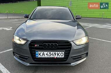 Седан Audi A4 2013 в Киеве