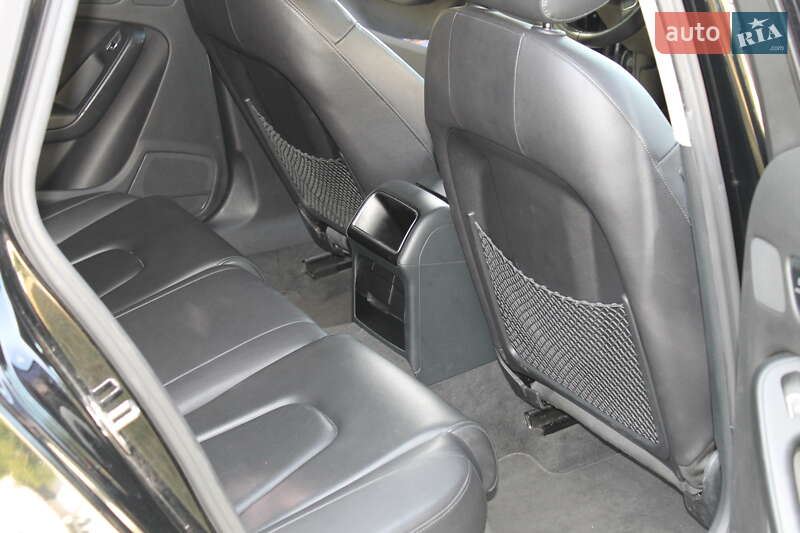 Седан Audi A4 2013 в Києві