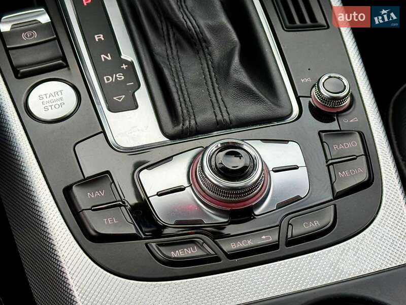 Седан Audi A4 2014 в Киеве