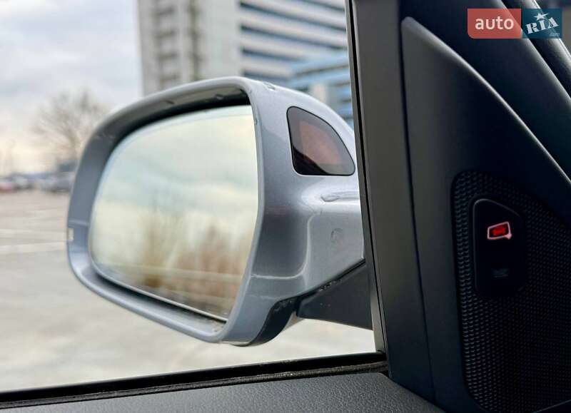 Седан Audi A4 2014 в Киеве