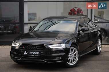 Седан Audi A4 2015 в Харкові