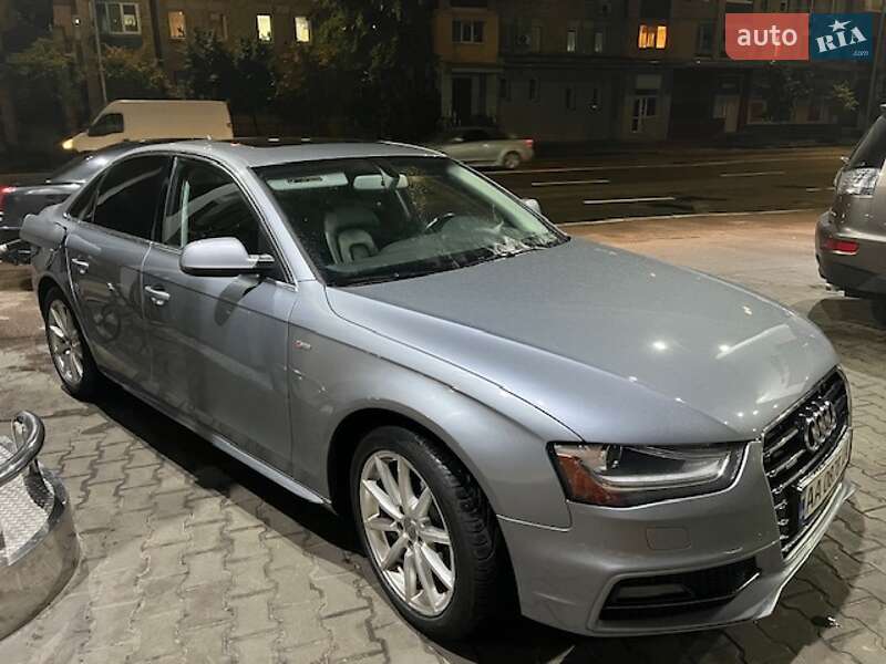 Седан Audi A4 2015 в Киеве