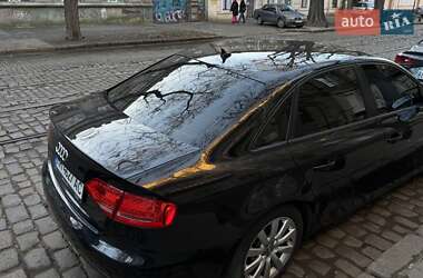 Седан Audi A4 2011 в 