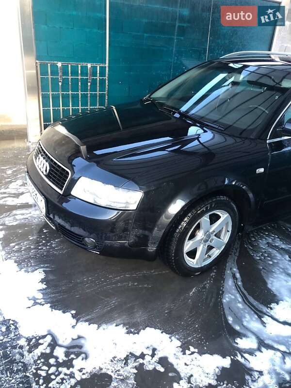 Универсал Audi A4 2004 в Ровно