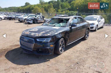 Седан Audi A4 2018 в 