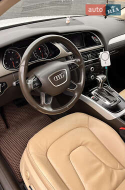 Седан Audi A4 2012 в Києві