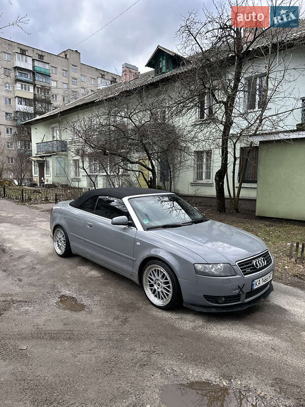 Кабріолет Audi A4 2004 в Києві