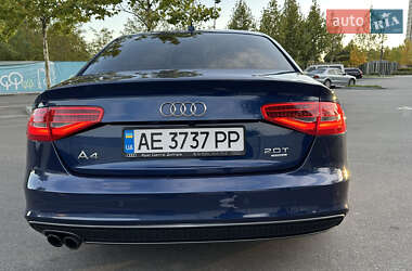 Седан Audi A4 2013 в 
