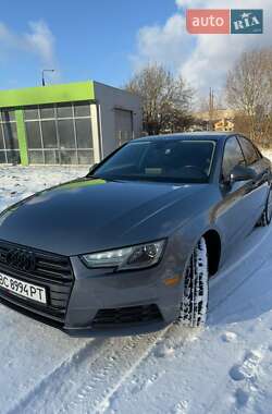 Седан Audi A4 2016 в Львові