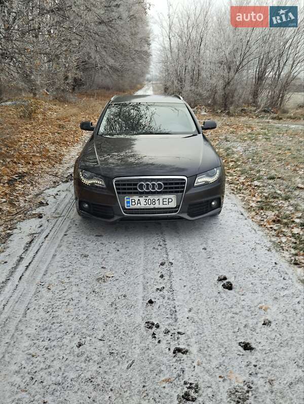 Універсал Audi A4 2010 в Благовіщенську