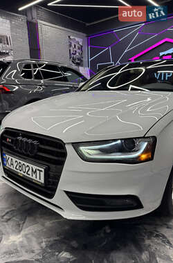 Седан Audi A4 2013 в Киеве