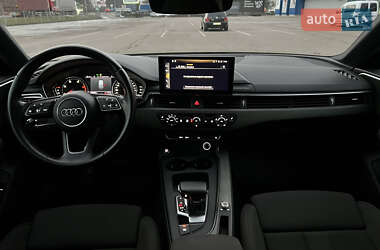 Универсал Audi A4 2019 в 