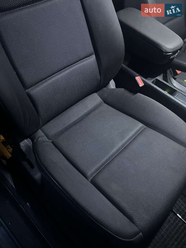 Седан Audi A4 2002 в Чернигове