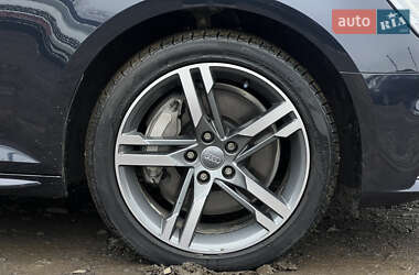 Седан Audi A4 2018 в 