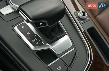 Седан Audi A4 2018 в 