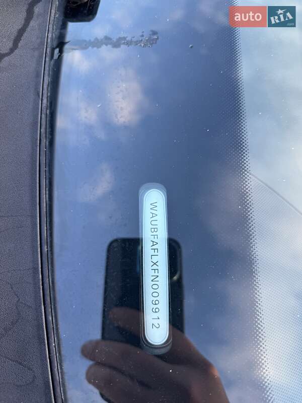 Седан Audi A4 2014 в Полтаве