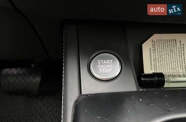 Седан Audi A4 2021 в 
