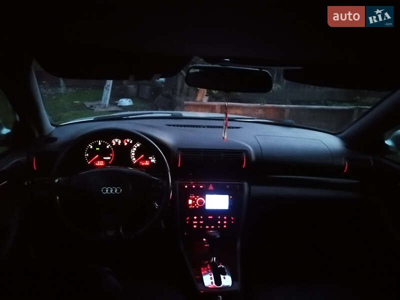 Универсал Audi A4 2000 в Львове