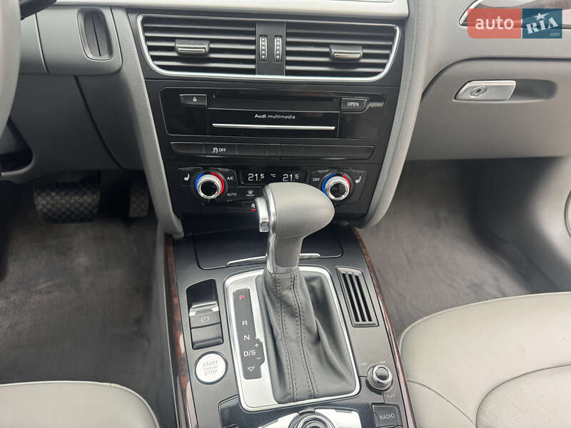 Седан Audi A4 2015 в Києві