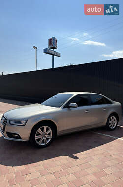 Седан Audi A4 2012 в Одессе