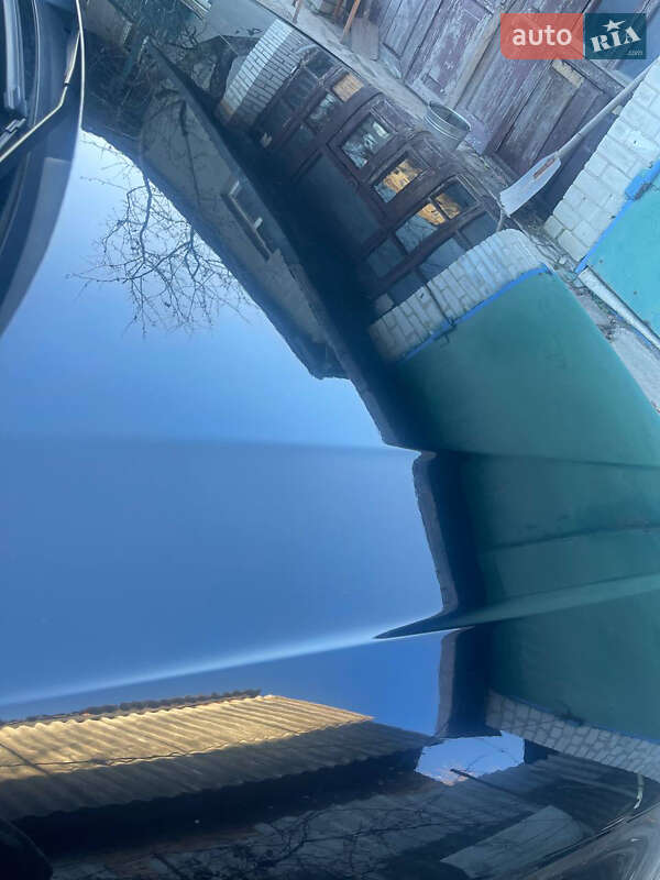 Седан Audi A4 2018 в Киеве