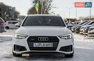 Универсал Audi A4 2019 в 